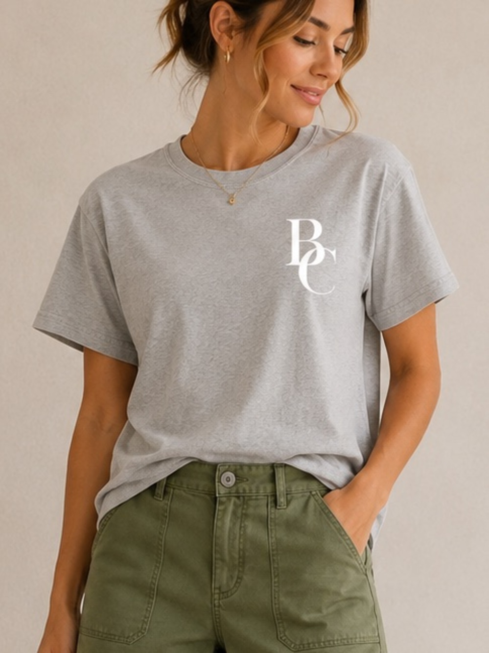 Comfort Colors BC gráfic shirt on the back size M